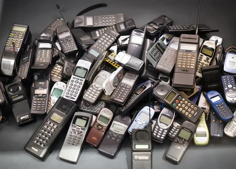 Pile of old cell phones that are outdated and recycled by Great Chesapeake IT Recycling and Data Destruction.